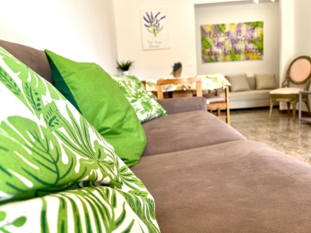 Casa Vacanze Lavanda Ментона Экстерьер фото